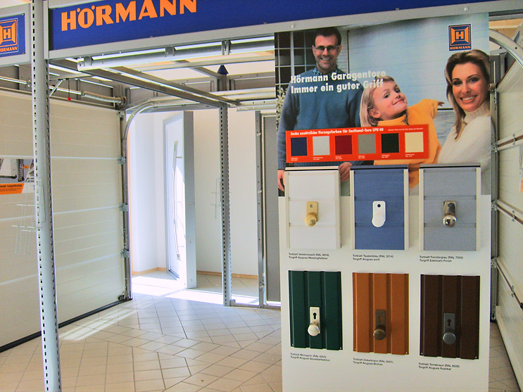 2008 - Anbau Garagentorausstellung - Baufachzentrum Hohenbogen