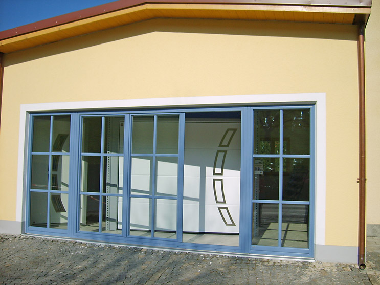 2008 - Anbau Garagentorausstellung - Baufachzentrum Hohenbogen